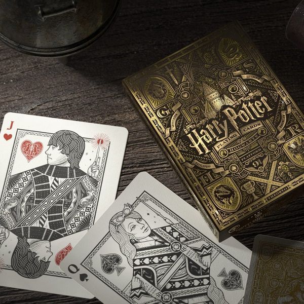 Гральні карти Harry Potter Hufflepuff Edition Theory11 (Гаррі Поттер Гафелпаф) the11_04 фото