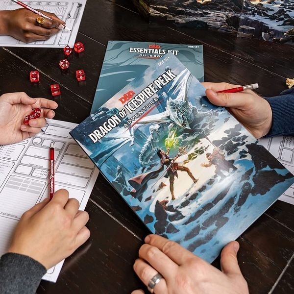 D&D Starter Set: Essentials Kit (англ.) WTCC70080000 фото